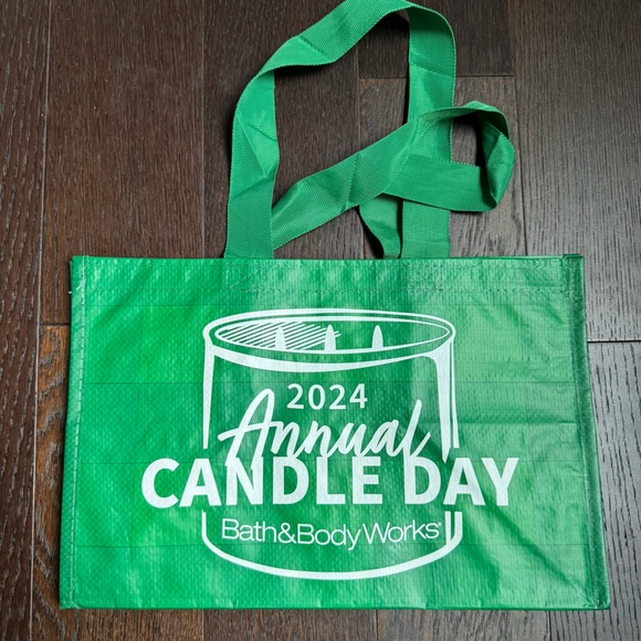 Bath and Body Works Reusable Candle Day Totes - Picture 2 of 5